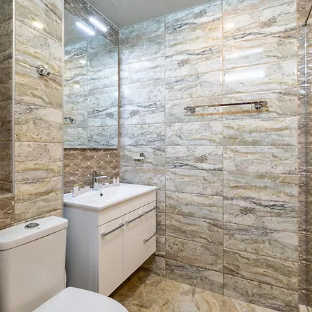 Daya 2br Luxury * וארנה